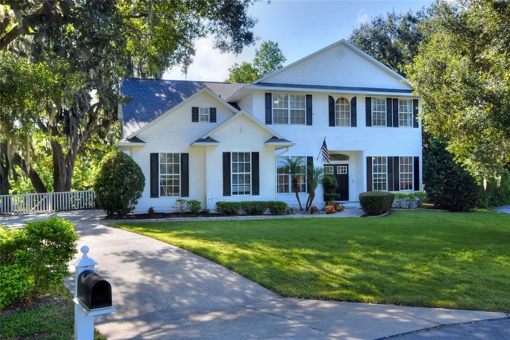 7365 Millbrook Oaks Dr - 7365 Millbrook Oaks Dr, Lakeland, FL 33813 Luxury Property | Jose Angel Pina