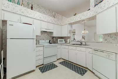 2206 San Marcos Circle SE, Winter Haven, FL 33880 - Photo 7