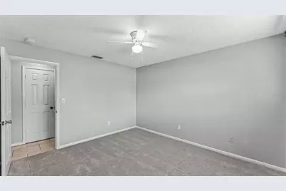 6520 Newman Circle E, Lakeland, FL 33811 - Photo 25