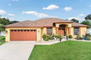 5622 Fischer Dr, Lakeland, FL 33812 - Photo 1