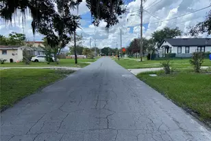 608 Channing Rd, Lakeland, FL 33805 - Photo 3