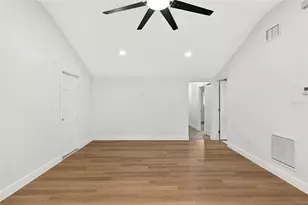 8416 N 17th St, Tampa, FL 33604 - Photo 7