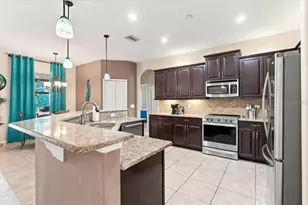 7384 Huntington Summit Blvd, Lakeland, FL 33810 - Photo 11