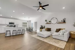 6497 Polly Ln, Lakeland, FL 33813 - Photo 3