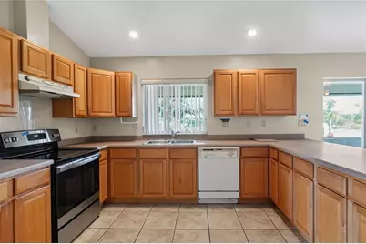 545 Worchester Court, Lakeland, FL 33809 - Photo 15