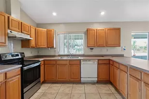 545 Worchester Ct, Lakeland, FL 33809 - Photo 15