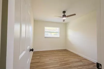 1517 Hallam Court N, Lakeland, FL 33813 - Photo 23