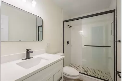 1517 Hallam Court N, Lakeland, FL 33813 - Photo 9