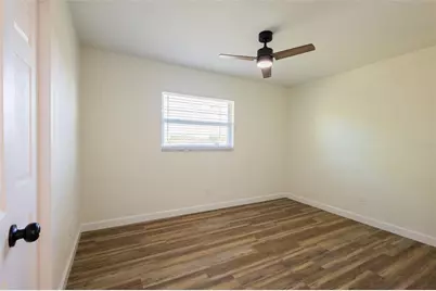 1517 Hallam Court N, Lakeland, FL 33813 - Photo 21