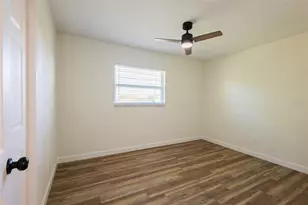 1517 Hallam Ct N, Lakeland, FL 33813 - Photo 21