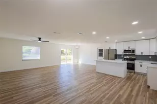 1517 Hallam Ct N, Lakeland, FL 33813 - Photo 15