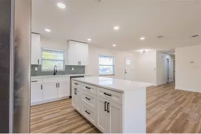 1517 Hallam Court N, Lakeland, FL 33813 - Photo 13