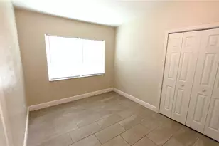 1425 Hester Dr, Lakeland, FL 33801 - Photo 9