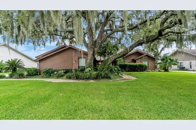 2871 Hammock Drive, Plant City, FL 33566 - Photo 1
