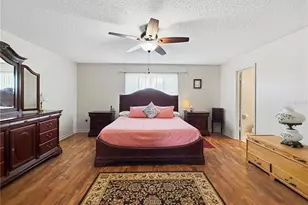 5810 Crest Ln, Lakeland, FL 33812 - Photo 11