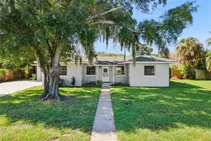716 Ave I NE, Winter Haven, FL 33881 - Photo 1
