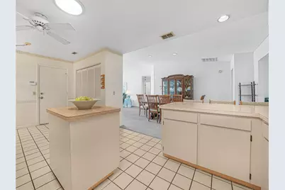 3118 Prairie Dunes Circle W, Lakeland, FL 33810 - Photo 7