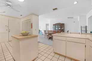 3118 Prairie Dunes Cir W, Lakeland, FL 33810 - Photo 7
