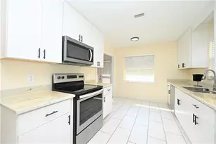 1774 Birchwood Loop, Lakeland, FL 33811 - Photo 7