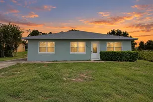 739 Lake June Rd, Lake Placid, FL 33852 - Photo 1