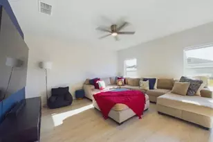 1424 Feather Ln, Winter Haven, FL 33880 - Photo 5