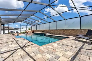 5074 Shore Side Dr, Lakeland, FL 33812 - Photo 15