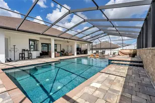 5074 Shore Side Dr, Lakeland, FL 33812 - Photo 3