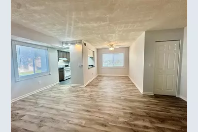 606 Pavare Court #606, Winter Haven, FL 33884 - Photo 3