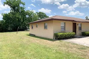 6041 Crafton Dr, Lakeland, FL 33809 - Photo 5