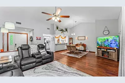 6352 Butternut Drive, Lakeland, FL 33813 - Photo 5