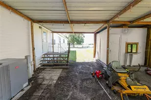 3003 Gerald Hall Rd, Plant City, FL 33566 - Photo 35