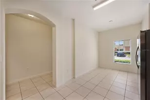 4176 Shadetree Ln, Lakeland, FL 33812 - Photo 7
