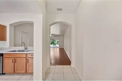 4176 Shade Tree Lane, Lakeland, FL 33812 - Photo 5