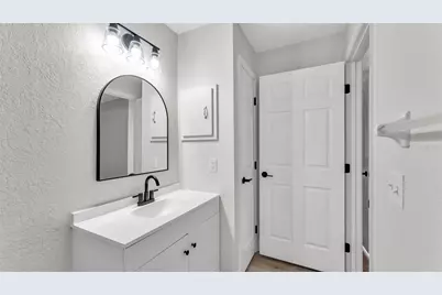 1207 NE 6th Street, Mulberry, FL 33860 - Photo 17