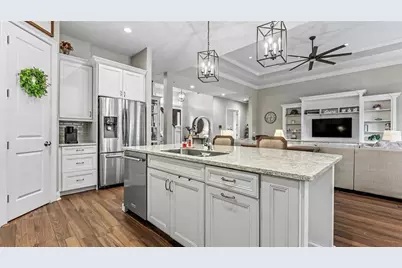 1539 Hollingsworth Creek Court, Lakeland, FL 33803 - Photo 11