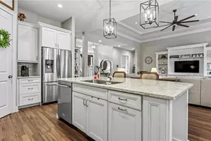 1539 Hollingsworth Creek Ct, Lakeland, FL 33803 - Photo 11