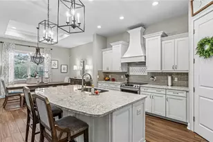 1539 Hollingsworth Creek Ct, Lakeland, FL 33803 - Photo 9