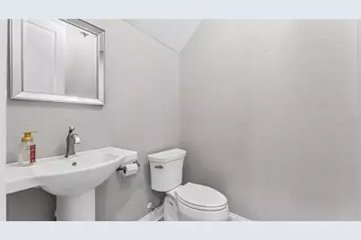 1539 Hollingsworth Creek Court, Lakeland, FL 33803 - Photo 15
