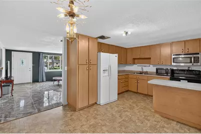 3206 Decatur Avenue, Lakeland, FL 33805 - Photo 9