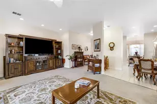 2617 Hickory View Loop, Lakeland, FL 33813 - Photo 5