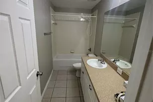 1011 Fox Lake Dr, Lakeland, FL 33809 - Photo 11