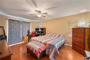 7512 Floral Cir E, Lakeland, FL 33810 - Photo 13