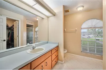 7512 Floral Circle E, Lakeland, FL 33810 - Photo 15