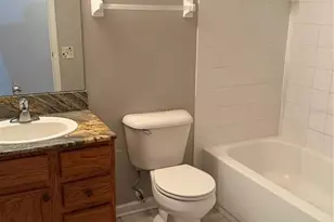 1904 Samantha Ln, Valrico, FL 33594 - Photo 19