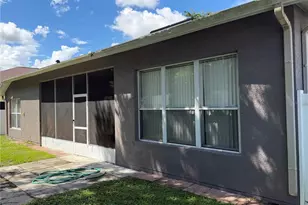 1904 Samantha Ln, Valrico, FL 33594 - Photo 5