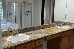 1904 Samantha Ln, Valrico, FL 33594 - Photo 23