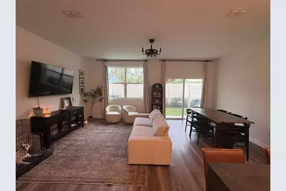 6175 Daerr Ridge Street, Zephyrhills, FL 33542 - Photo 9