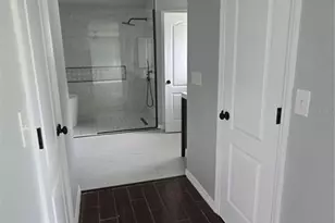 7704 Canterbury Cir, Lakeland, FL 33810 - Photo 13