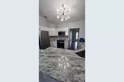 7704 Canterbury Circle, Lakeland, FL 33810 - Photo 5