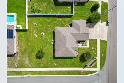 215 Chicago Avenue W, Haines City, FL 33844 - Photo 3